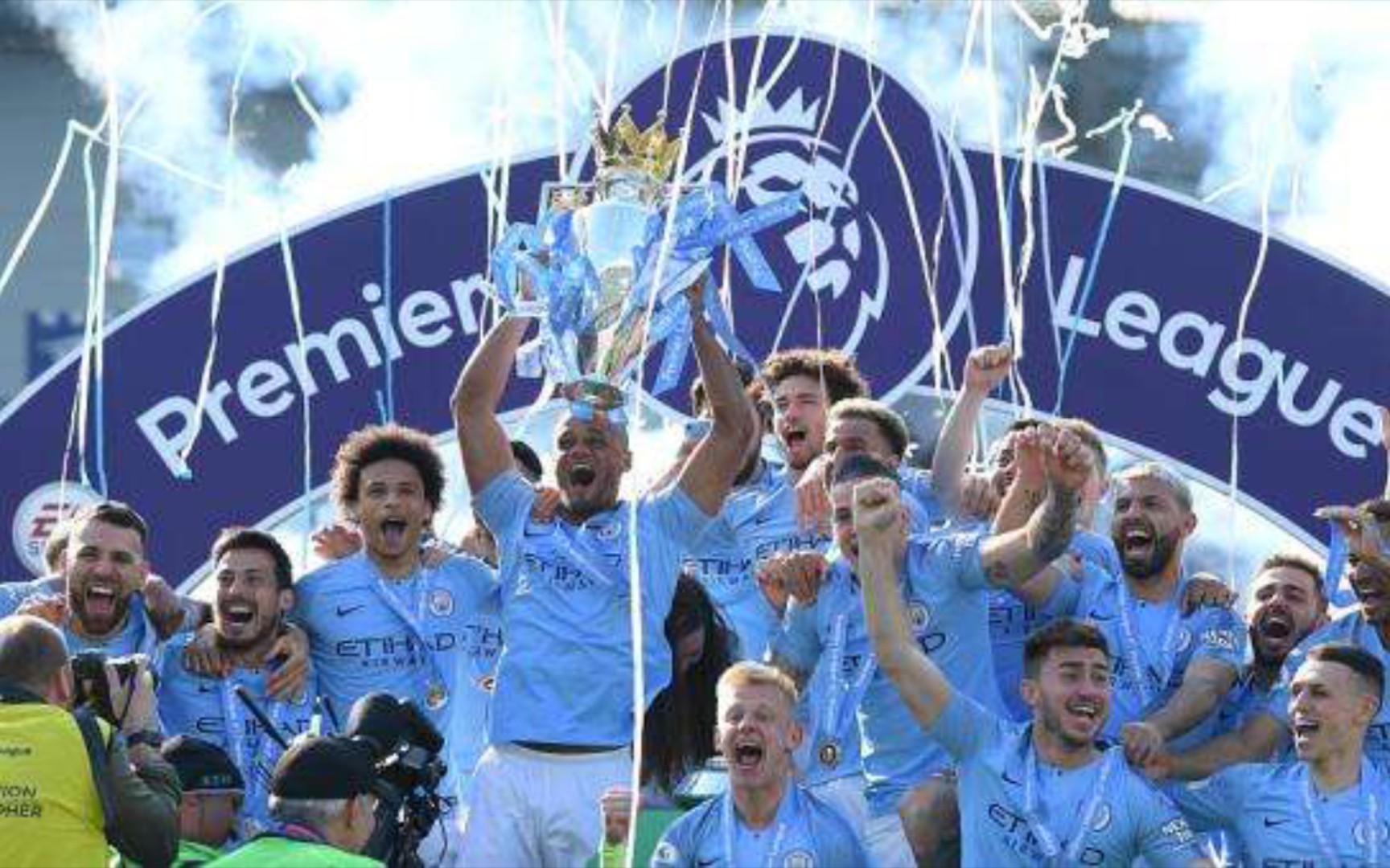 球队的年轻 球队的年轻